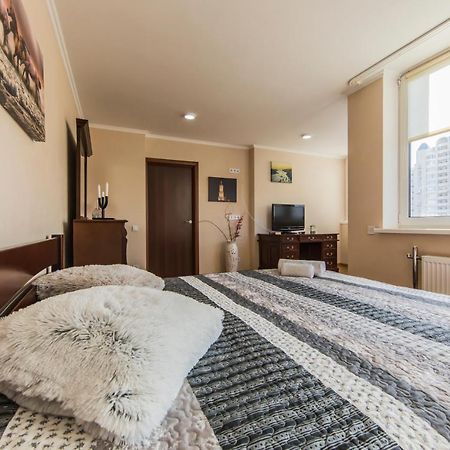 Super Comfort Flat For You Near The Metro. Kyiv Exterior photo