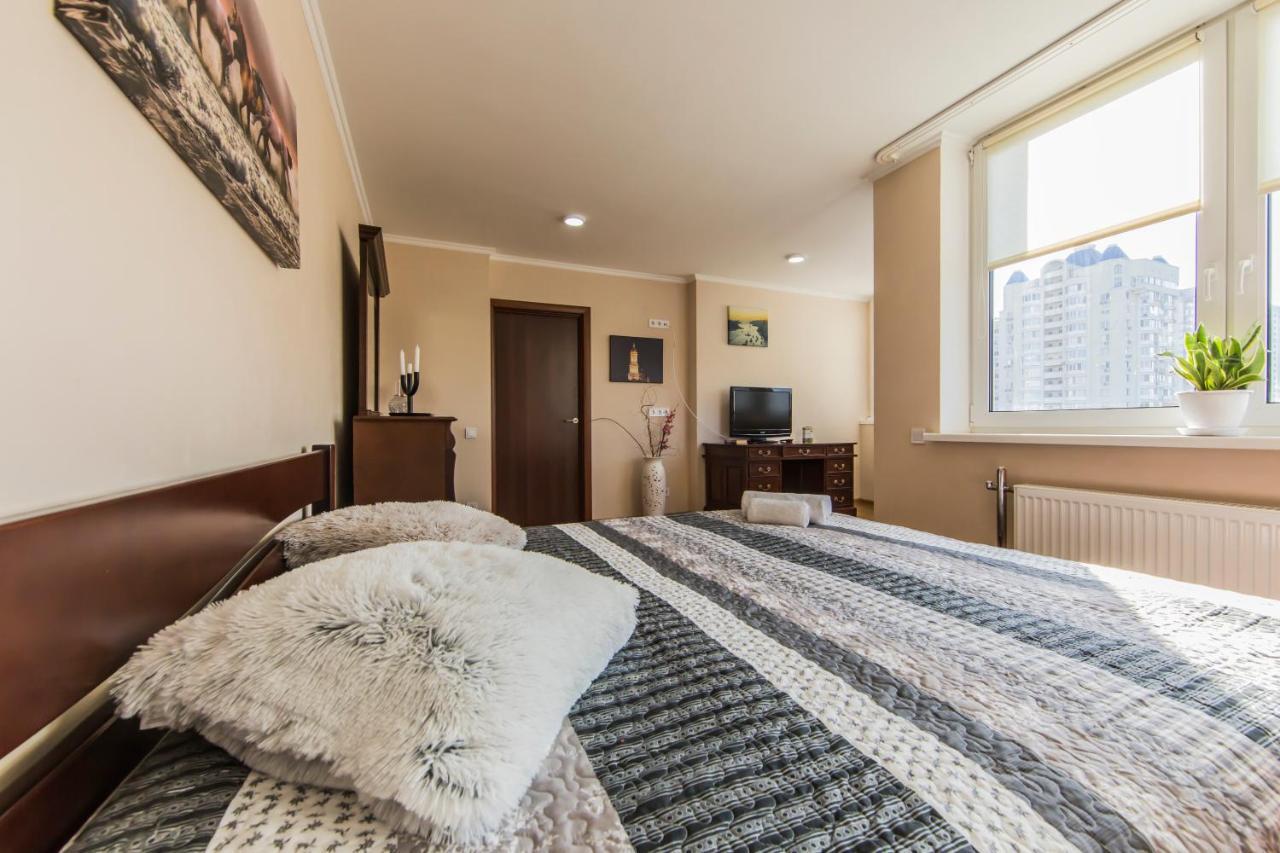 Super Comfort Flat For You Near The Metro. Kyiv Exterior photo