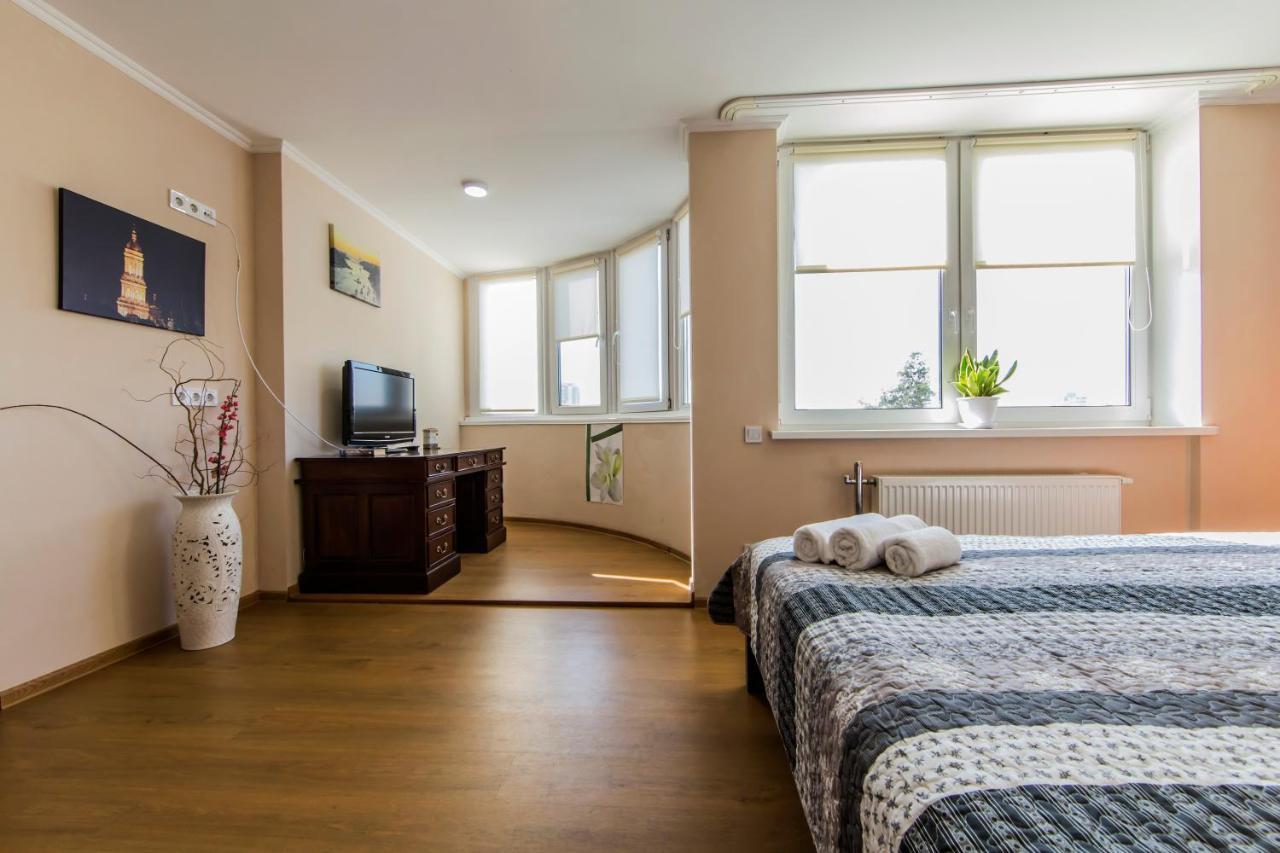 Super Comfort Flat For You Near The Metro. Kyiv Exterior photo